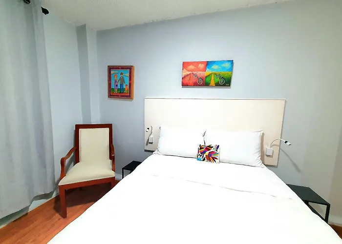 Lindas Eugenio Sue Guest house Mexico City