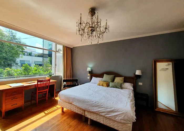 Lindas Eugenio Sue Guest house Mexico City