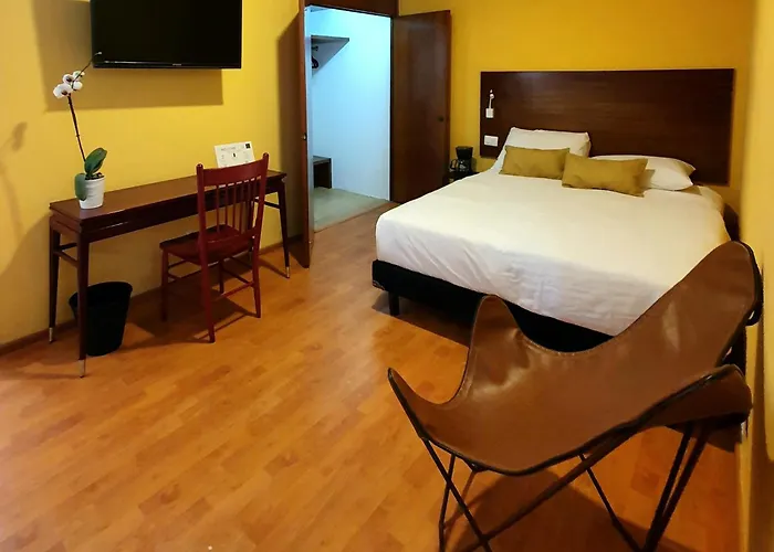 Guest house Lindas Eugenio Sue Mexico City